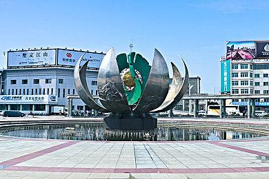 《如龙7》新MOD将多位鬼泣人物替换到游戏之中